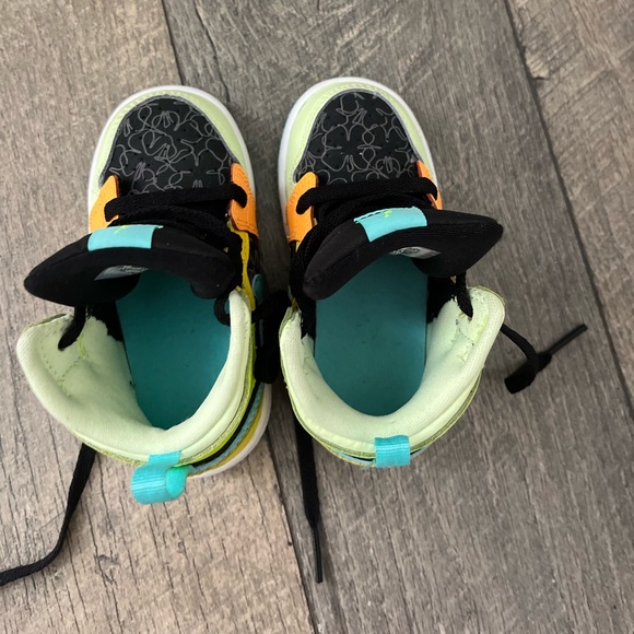 EUC Baby Nike Jordans - Picture 2 of 4